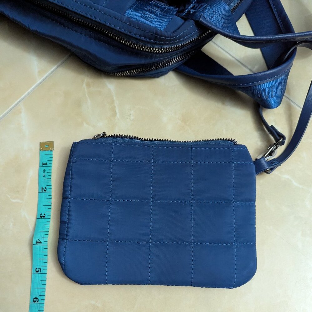 Steve Madden Quilted Backpack With Zipper Wristlet Pouch Blue-Like New - Picture 5 of 14